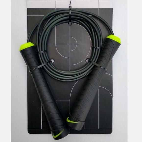 Nike Speed Rope - Picture 1 of 5
